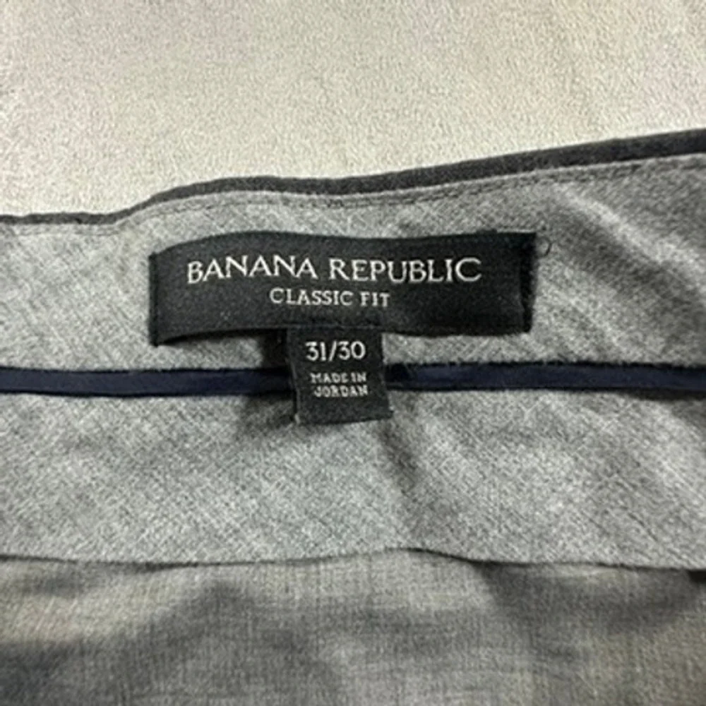 Banana Republic Dress Pants Mens Classic Fit 100% Wool 31/30 Grey